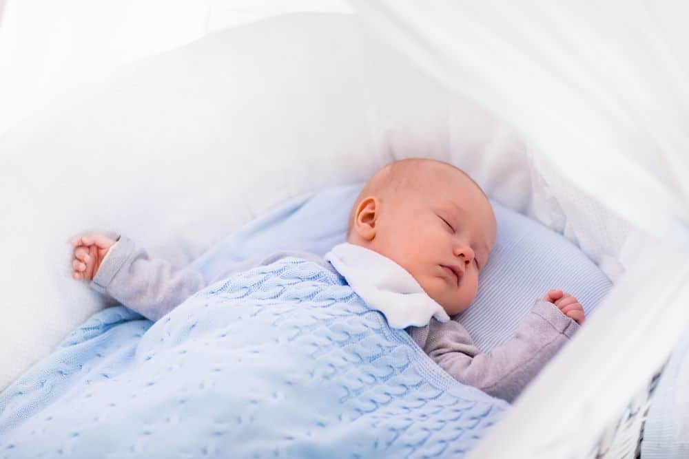 How to Get Your Baby to Sleep Soundly in the Without Swaddling